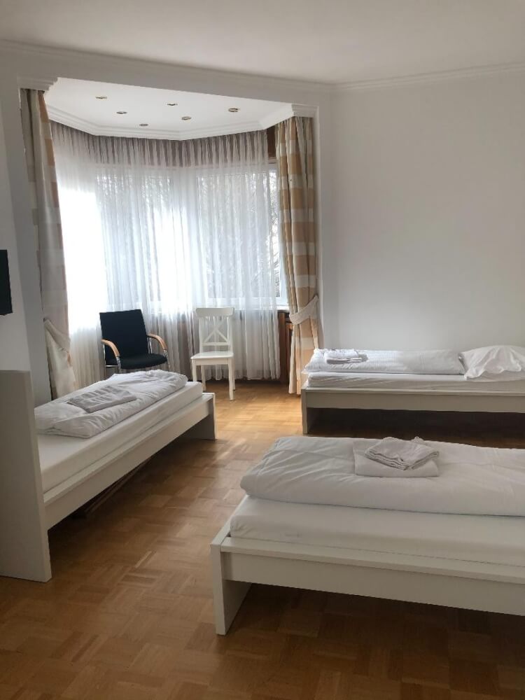 Pension-Hotel for Rent -Hotel Isabella 60489 Frankfurt am Main 16140012166033b440dc25a