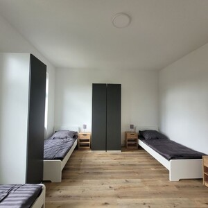 Apartmenthaus HEROROOMS-15 Neue Apartments in Charlottenburg Berlins Herorooms Team - Herr SOROKA / HERR SCHWARZ 14199 1692966781_64e89f7d10c5e