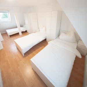 Boardinghouse Ruhige und saubere Monteurunterkunft mit sehr bequemen Betten nahe A8 Motara Business GmbH 73760 Ostfildern 1698420878_653bd88e42297