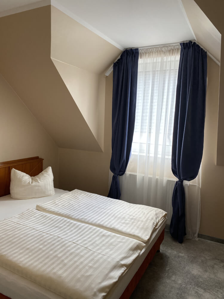 Monteurzimmer Sleep In Germany Hotel Fürstenhof 31319 Sehnde 16004330005f64ab68d25bb